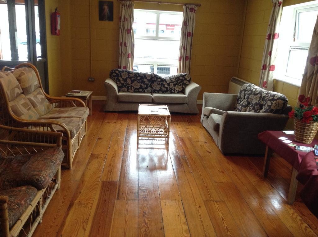 Tralee Holiday Lodge Guest Accommodation Bagian luar foto